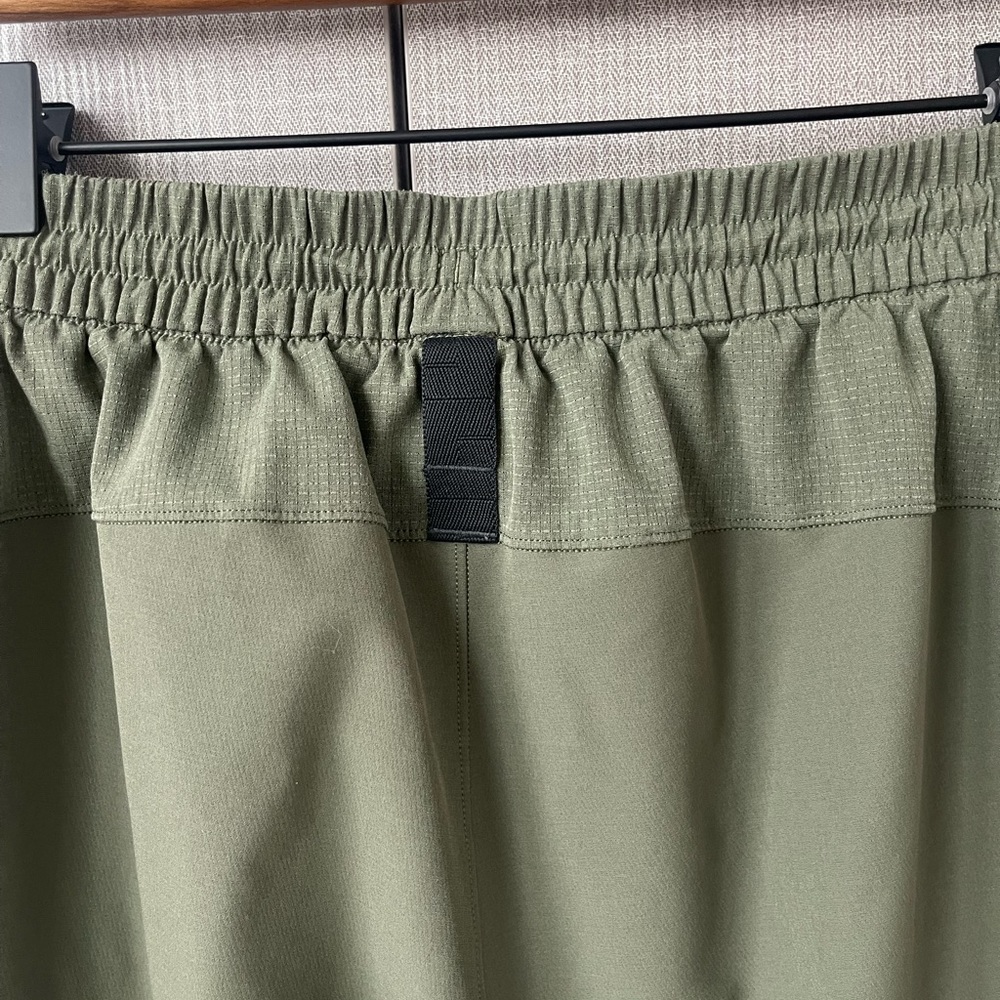 Lululemon | Joggers - Picture 4 of 5